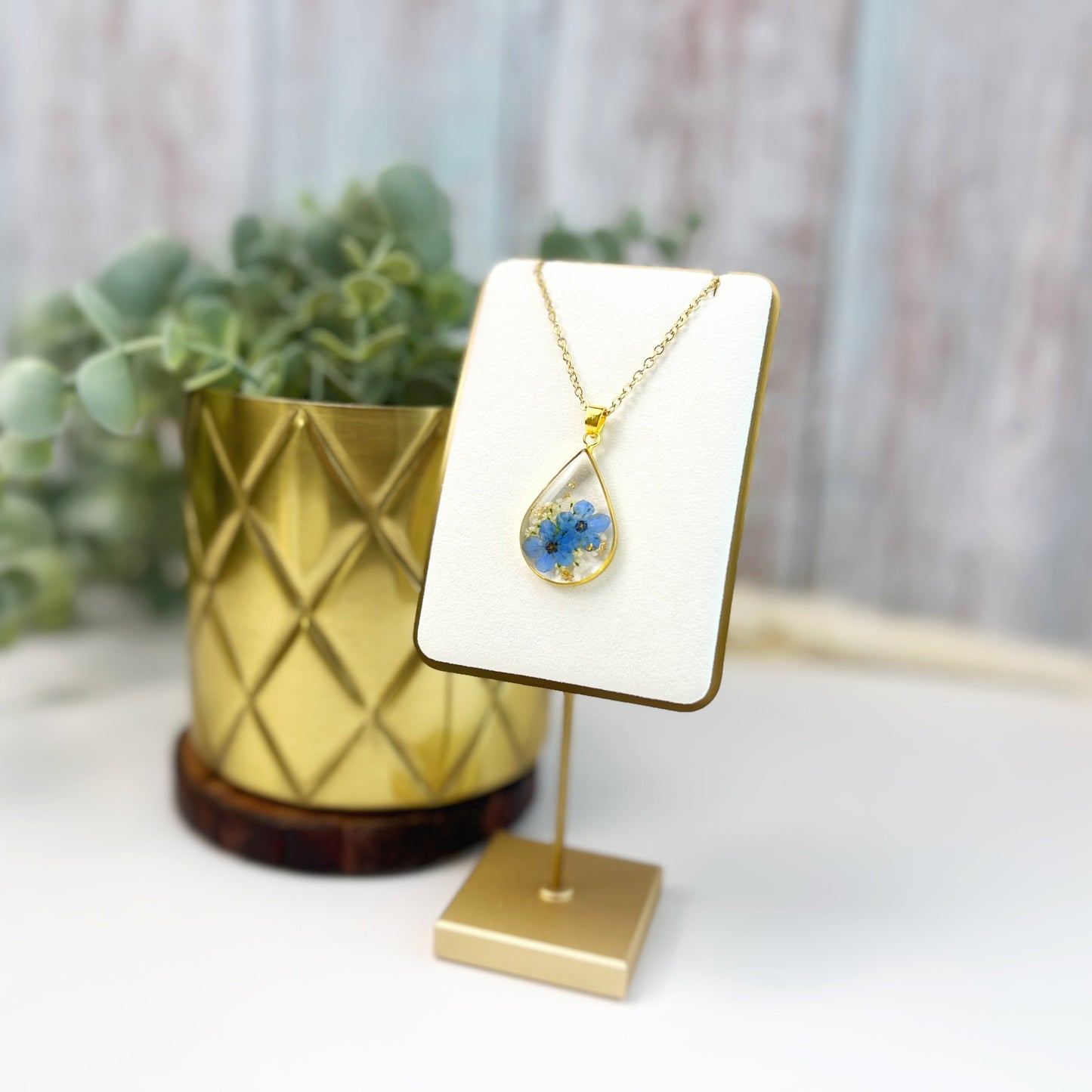 Gold Teardrop Necklace